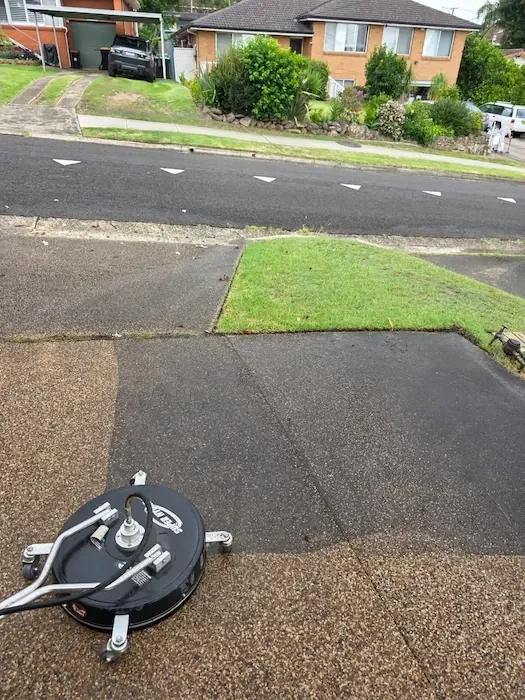 Driveway Cleaning: How to Remove Oil Stains, Mould & Dirt Properly